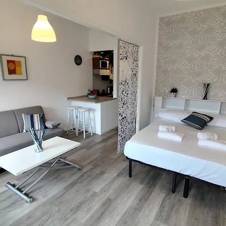 Joivy Charming In The Heart Of